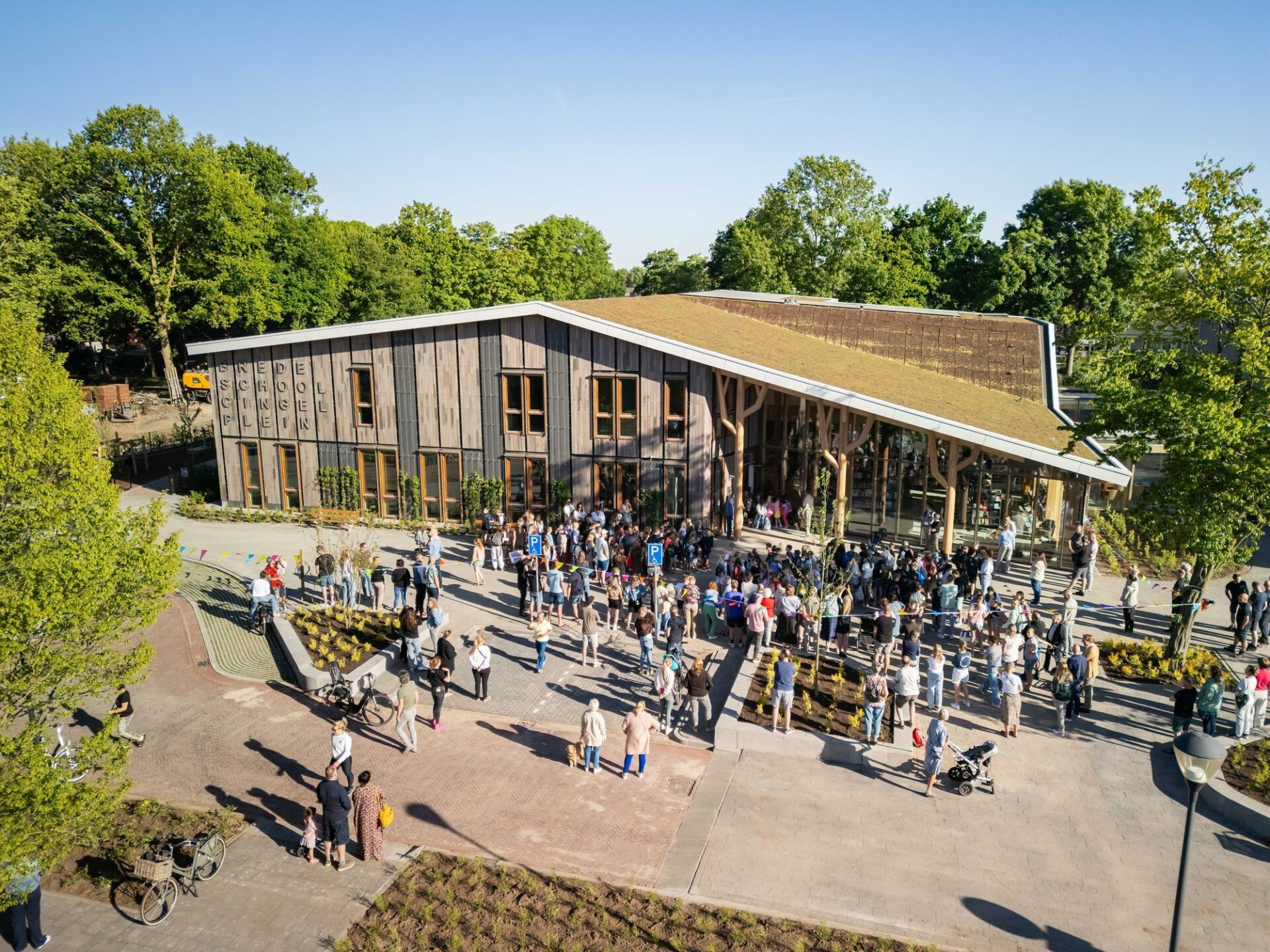 Eerste lesdag nieuwe Brede School Cingelplein